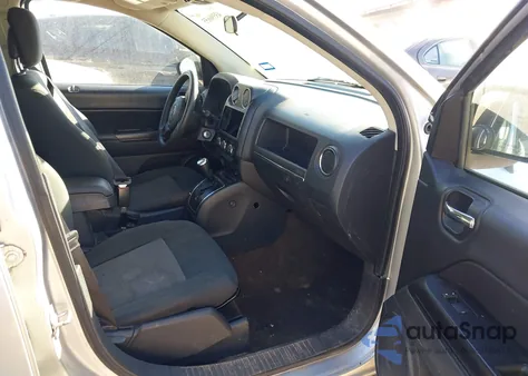 2013 Jeep Compass Sport z USA, uszkodzony, nr VIN 1C4NJCBA1DD272839